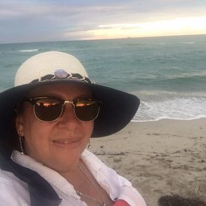 Meet your Posher, Mariluz